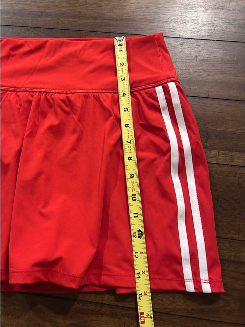Halara SoftlyZero High Waisted Mini Skort Red Side Stripe Size Medium NEW - Picture 5 of 10
